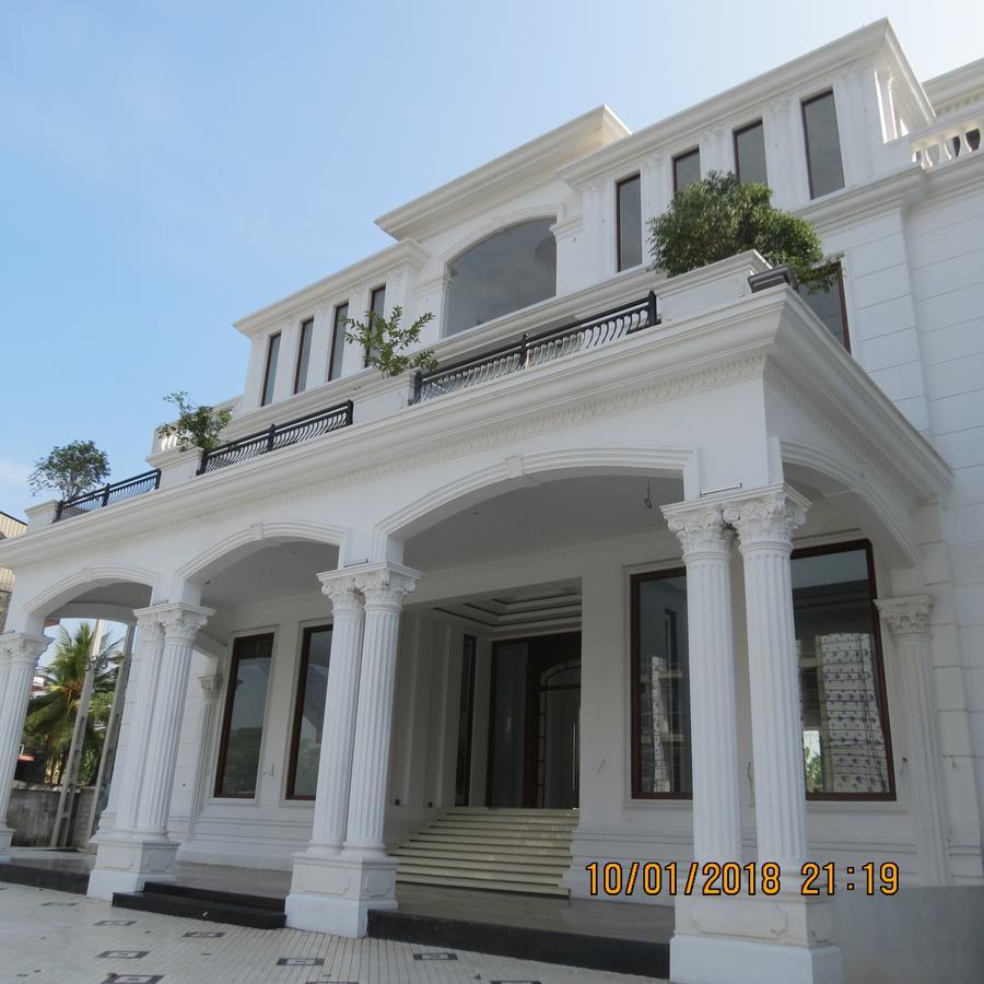 Hotel Queensbury Коломбо Екстериор снимка